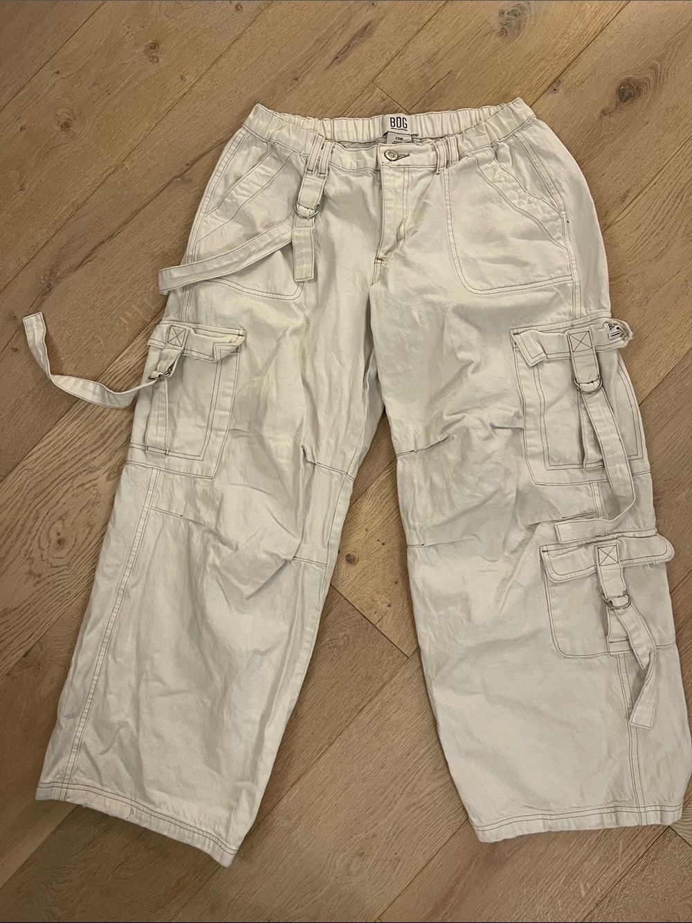 BDG Cream Utility Cargo Baggy Y2K style jeans size 29